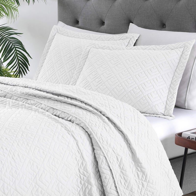 EXQ Home Quilt Set Full/Queen Size White 3 Piece,Lightweight Soft Coverlet Squares Pattern Bedspread Set for All Seasons(1 Quilt,2 Pillow Shams) - Image 2
